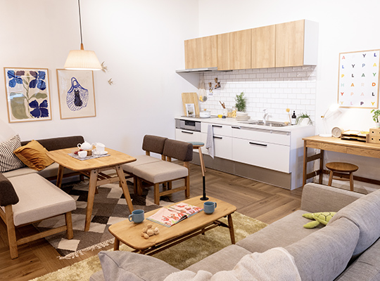 Let's go to the SHOWROOM!